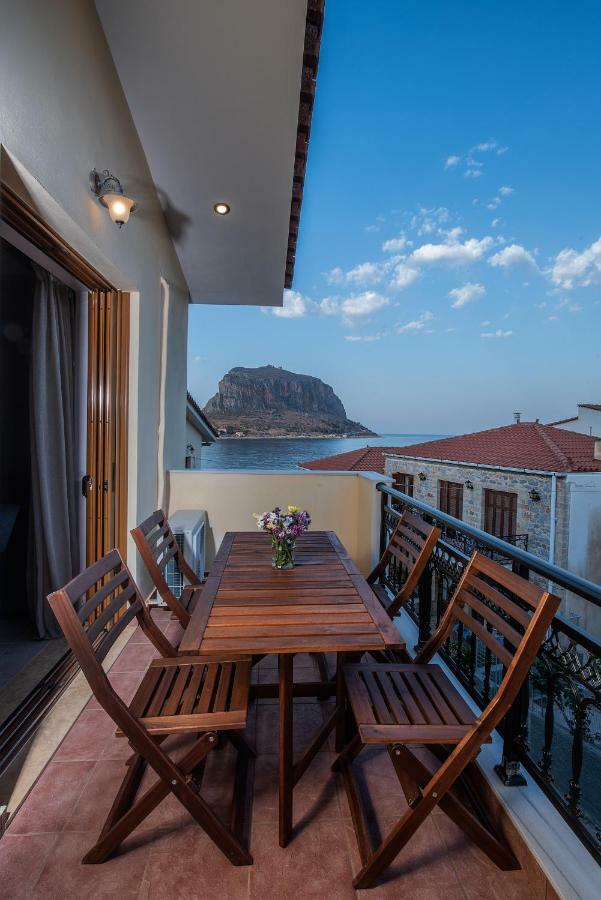 Cyrenia Guesthouse Monemvasía Exterior foto